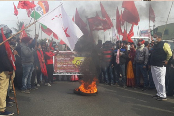 ভারতে ৭ দফা দাবিতে দেশব্যাপী ধর্মঘট
