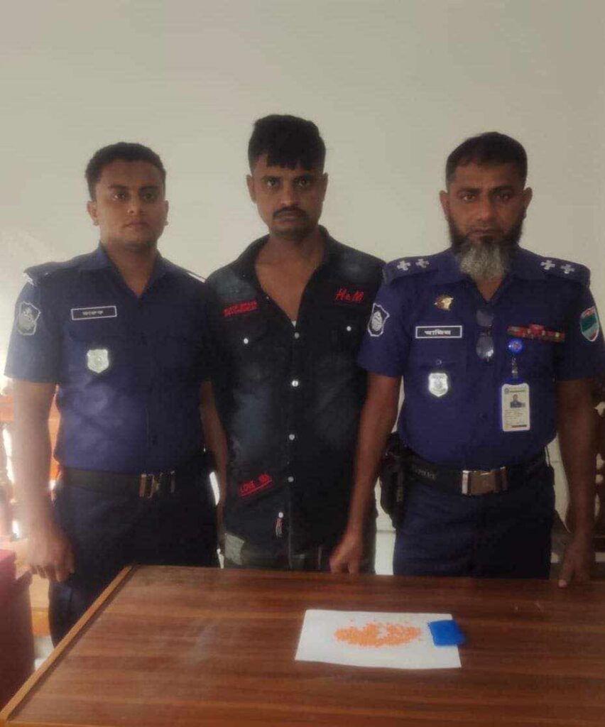 নড়াইলের কালিয়ায় ২২০ পিচ ইয়াবাসহ জুয়েল নামে একজন গ্রেফতার