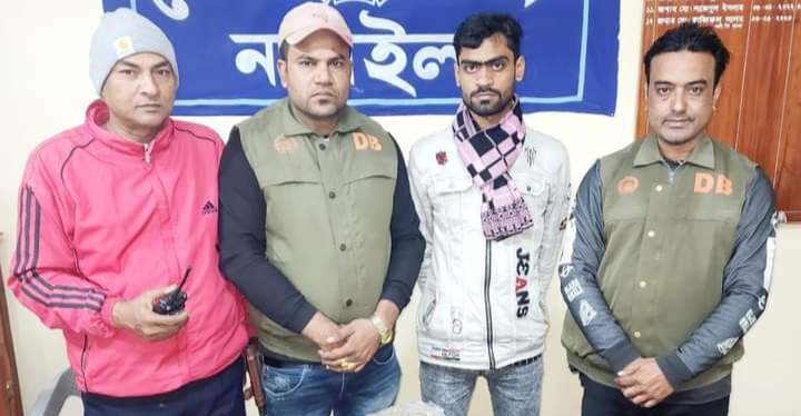 নড়াইলের কালিয়ায় এক কেজি গাঁজাসহ গ্রেফতার ১