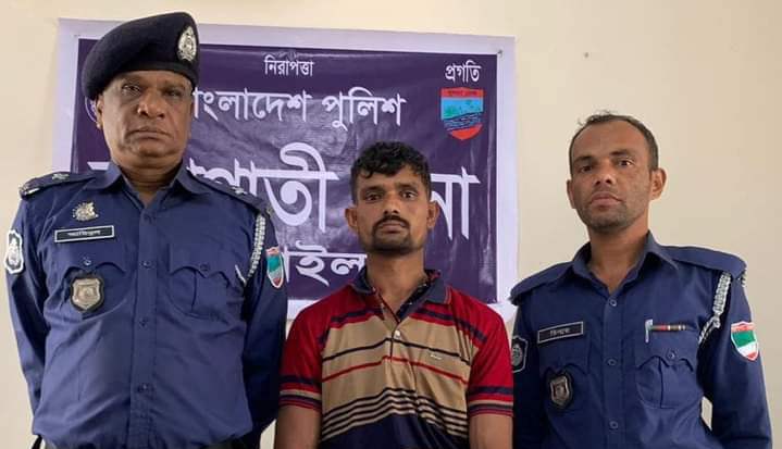 নড়াইলের নড়াগাতি থানা পুলিশের অভিযানে বিশ পিস ইয়াবা ট্যাবলেটসহ একজন গ্রেফতার