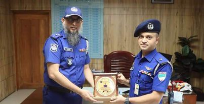 নড়াইলে অতিরিক্ত পুলিশ সুপারের বিদায় সংবর্ধনা