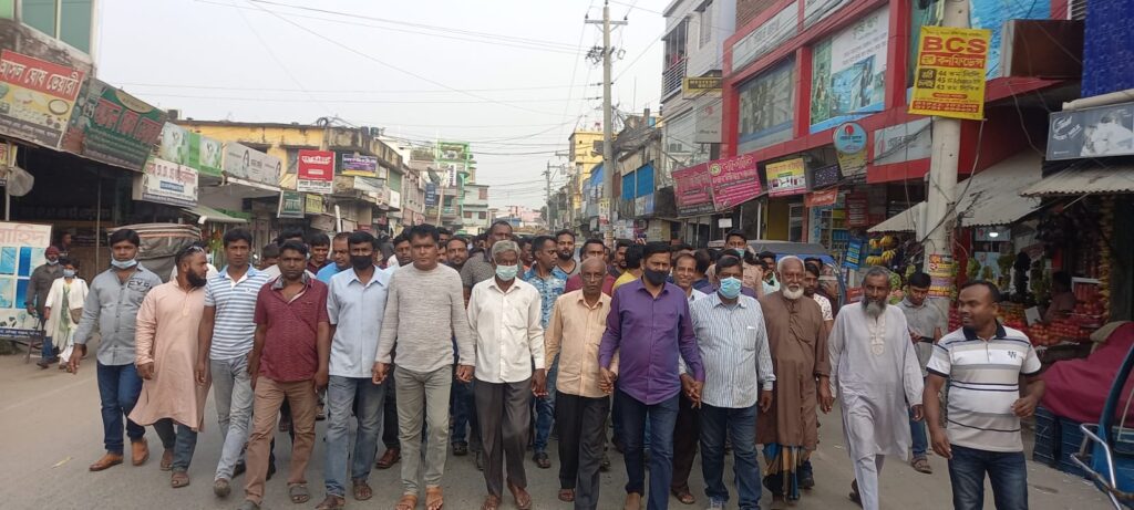 চৌগাছায় দ্রব্যমুল্যের উদ্ধগতির প্রতিবাদে বিক্ষোভ মিছিল ও সমাবেশে, পুলিশের বাঁধা