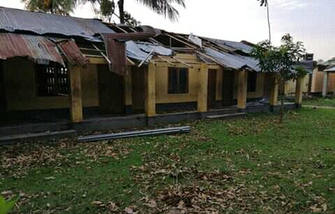 কেশবপুরে সাইক্লোন আম্পানের তান্ডবে লন্ডভন্ড দোরমুটিয়া দাখিল মাদ্রাসা