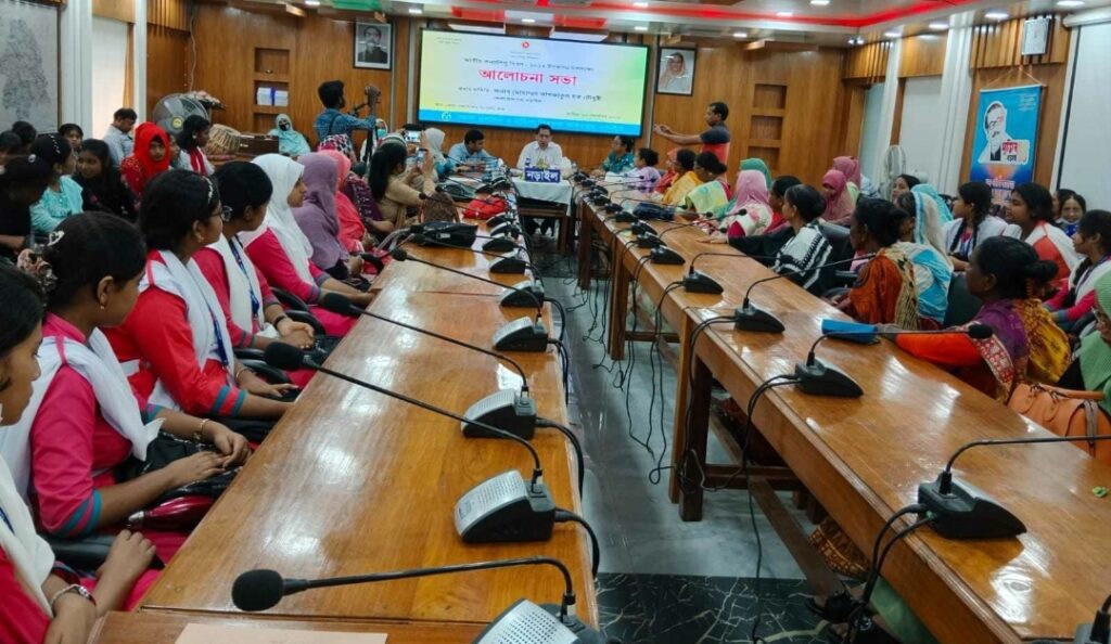 নড়াইলে কন্যাশিশু দিবস পালিত