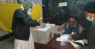 প্রতিকে সিল মেরে এজেন্টকে দেখানোর অভিযোগ