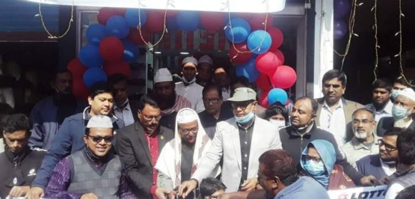 কেশবপুরে প্রতিবন্ধী বিদ্যালয়ের শিক্ষার্থীদের মাঝে বই ও কম্বল বিতরণ