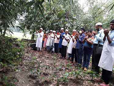 অভয়নগর প্রেসক্লাবের আয়োজনে প্রয়াত সাংবাদিক‘র কবর জিয়ারত ও দোয়া মাহফিল