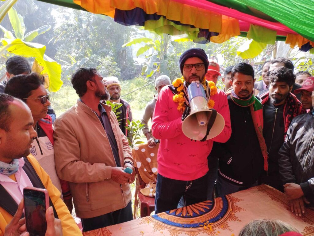 নড়াইল টেকনিক্যাল স্কুল অ্যান্ড কলেজ কেন্দ্রে ভোট দেবেন মাশরাফি