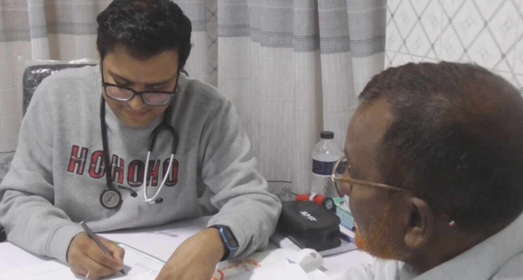 নড়াইলে মহান বিজয় দিবস উপলক্ষে ফ্রি মেডিকেল ক্যাম্প অনুষ্ঠিত