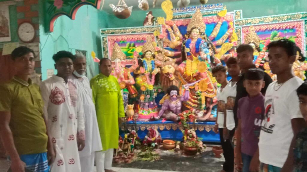 চৌগাছায় পলুয়াই কত্যায়নী দেবীর অষ্টমী পূজা অনুষ্ঠিত