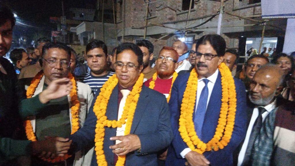 যশোর জেলা আইনজীবী সমিতির নির্বাচন সম্পন্ন সভাপতি সাবু, সম্পাদক গফুর