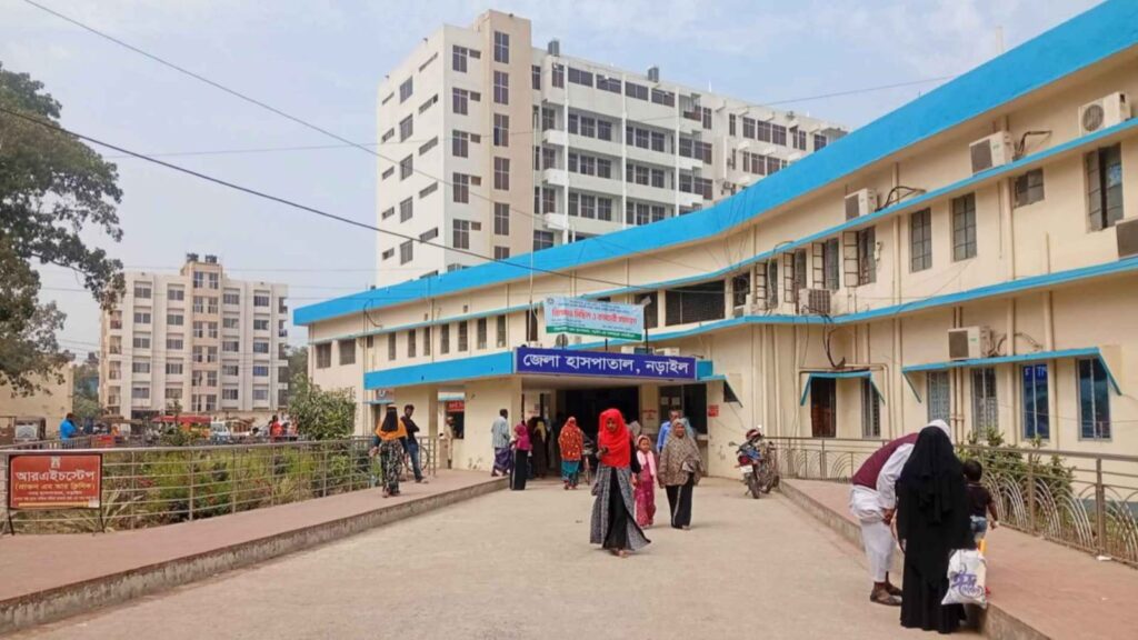 নড়াইল জেলা সদর হাসপাতালে ৪৫ জন কর্মীর পরিবার-পরিজন নিয়ে চরম মানবেতর জীবনযাপন