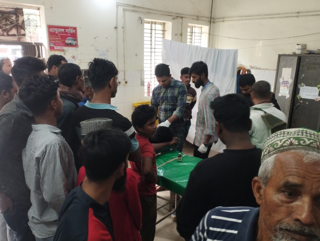 নড়াইলে আধিপত্য বিস্তার নিয়ে সংঘর্ষে নিহাতের সংখ্যা দড়াল ৫