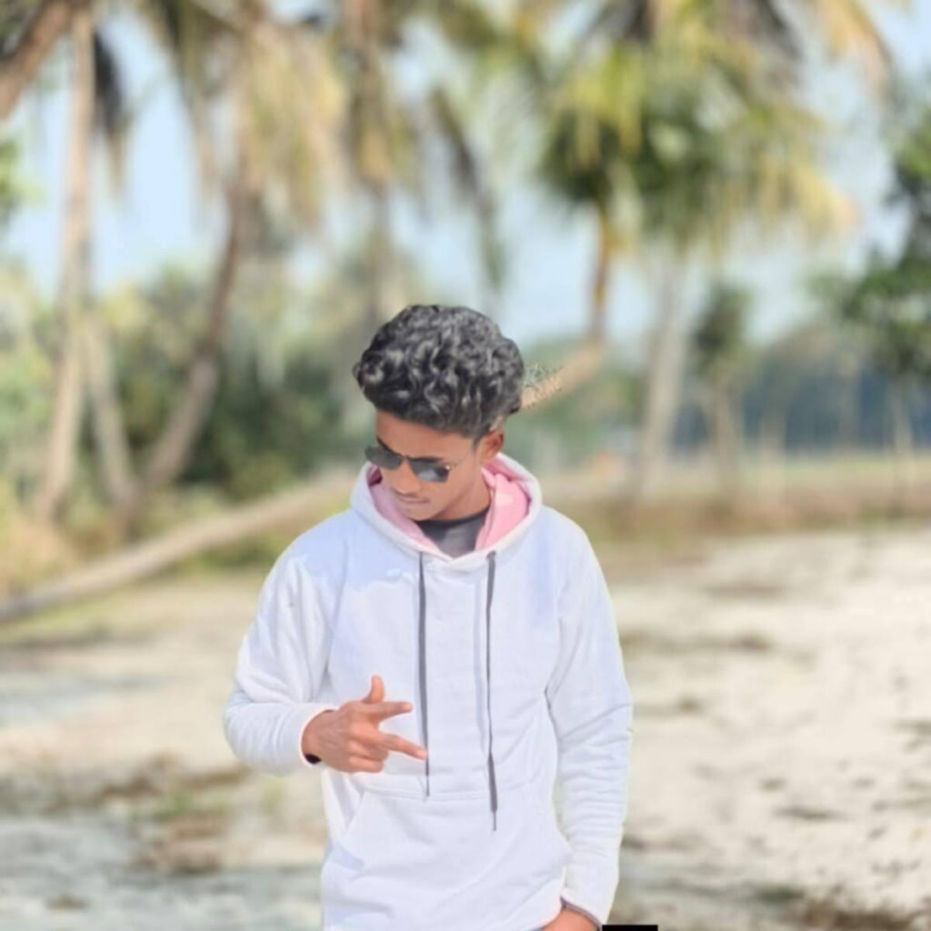 নড়াইলে ঈদের দিন ঘুরতে বেরিয়ে মোটরসাইকেল নিয়ন্ত্রণ হারিয়ে যুবকের মৃত্যু