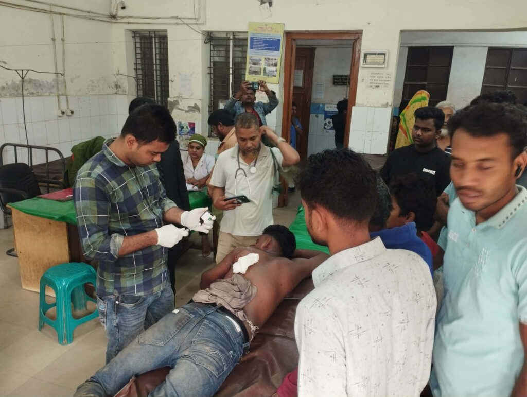 রক্তের দাগ না শুকাতেই থ্রি মার্ডারের আসামিরা জামিন পেলেন! এলাকায় আবার আতঙ্ক